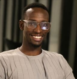 Ronnie Ayesigwa